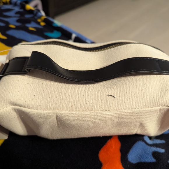 WeWoreWhat Cream Cosmetic Bag - Picture 6 of 7